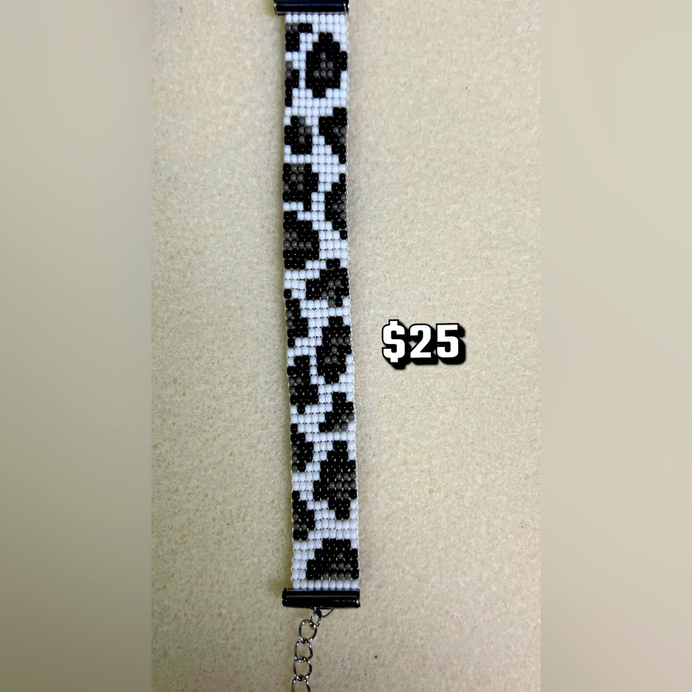 Beaded bracelet